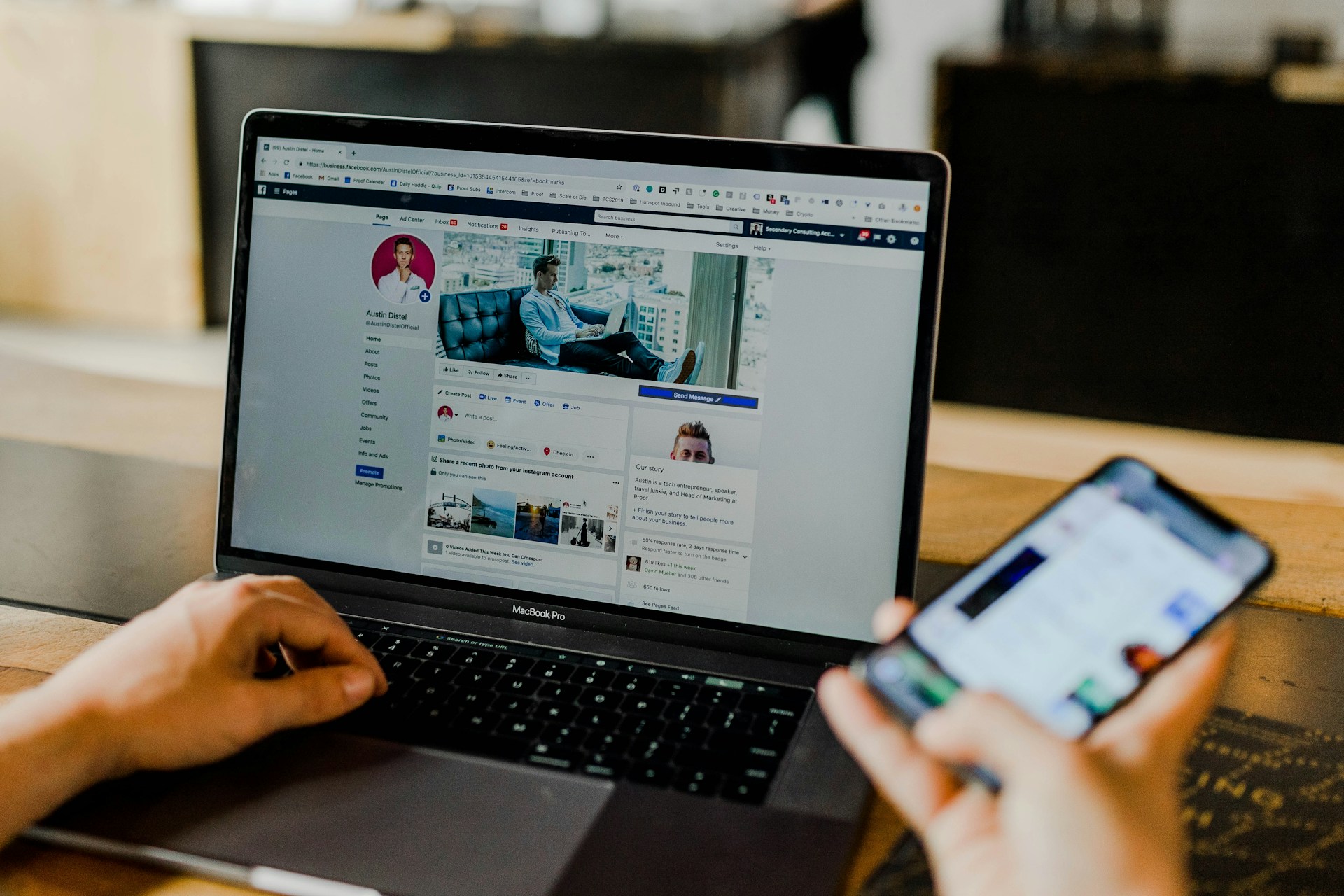 media social manager​